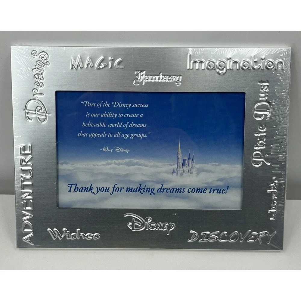 2006 Disney Family Holiday Celebration Picture Frame Cast Member Exclusive